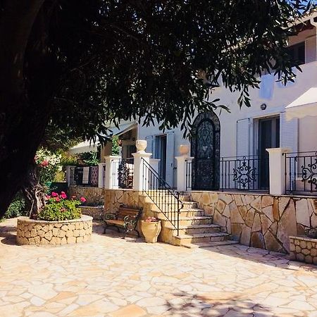 Villa Ampelaki "30 Meters To Beach" Palaiokastritsa Esterno foto